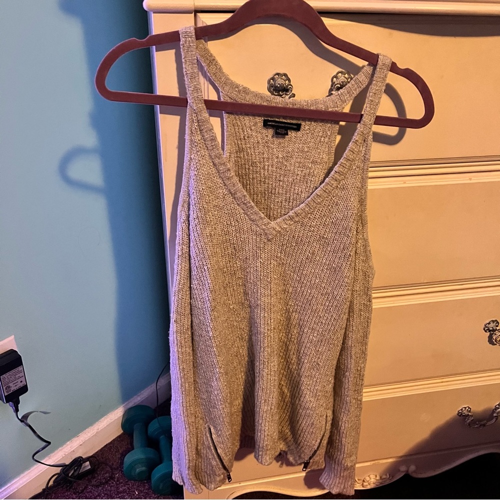 American Eagle Sweater